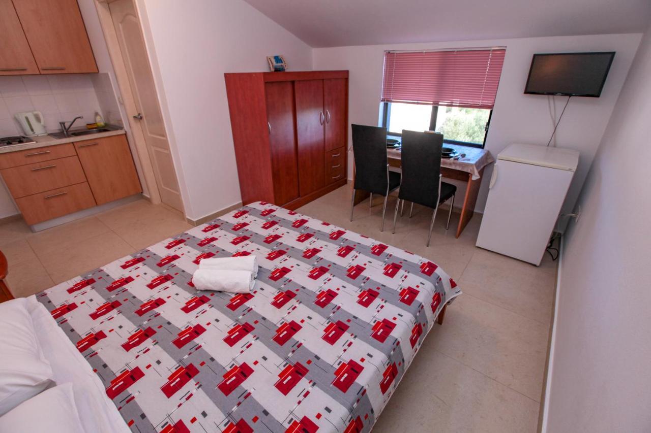 Vila Perunika Sukošan Esterno foto